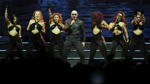 El festival BST Hyde Park en Londres será sede del intento de la mayor reunión de personas con calvas postizas. / AP