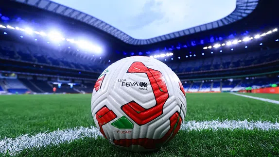 Figura de Monterrey sufre rotura de ligamento cruzado