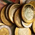 ¿Monedas falsas de 10 pesos? Te decimos cómo identificarlas y qué hacer con ellas