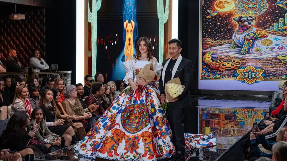 Emily Cinnamon debutó como modelo a los 15 años en un evento en Jalisco / IG: @alonsomaximony