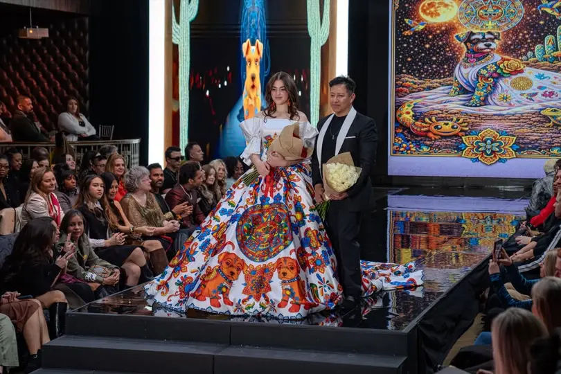 Emily Cinnamon debutó como modelo a los 15 años en un evento en Jalisco / IG: @alonsomaximony