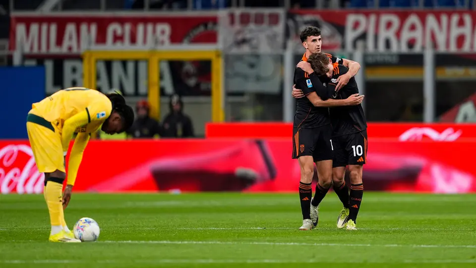 Como 1907 celebra gol ante el Milan | AP