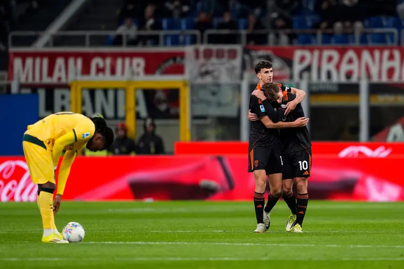 Como 1907 celebra gol ante el Milan | AP