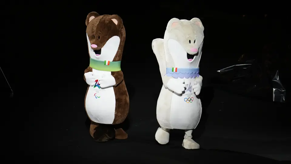 Tina y Milo, mascotas de los juegos | AP