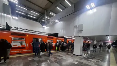 Los usuarios del Metro se han reducido a un millón desde el año pasado / FB: @MetroCDMX