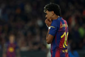 Lamine Yamal es víctima de insultos xenófobos por aficionados del Atlético de Madrid