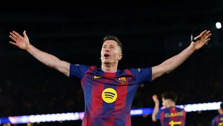 ¡Mejor que Messi y Cristiano! Lewandowski rompe nuevo récord en la Champions League
