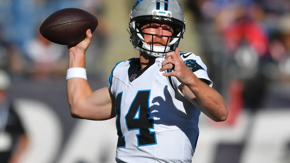 Andy Dalton pasó los últimos tres años con los Carolina Panthers | AP