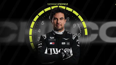 ¡Se moderniza! Checo Pérez presentó su nueva página oficial; afición le reclama falta de stock