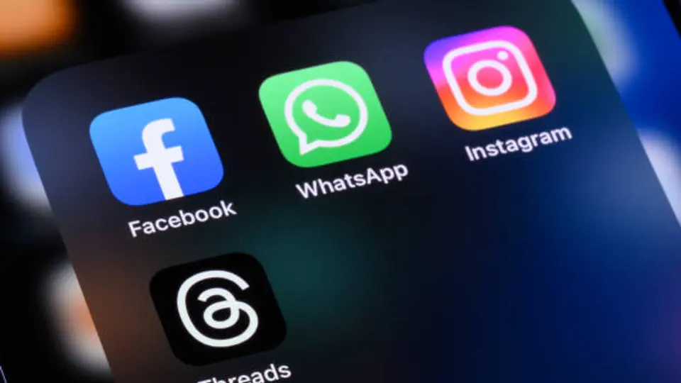 Mantén tus conversaciones protegidas y tu información segura. / iStock