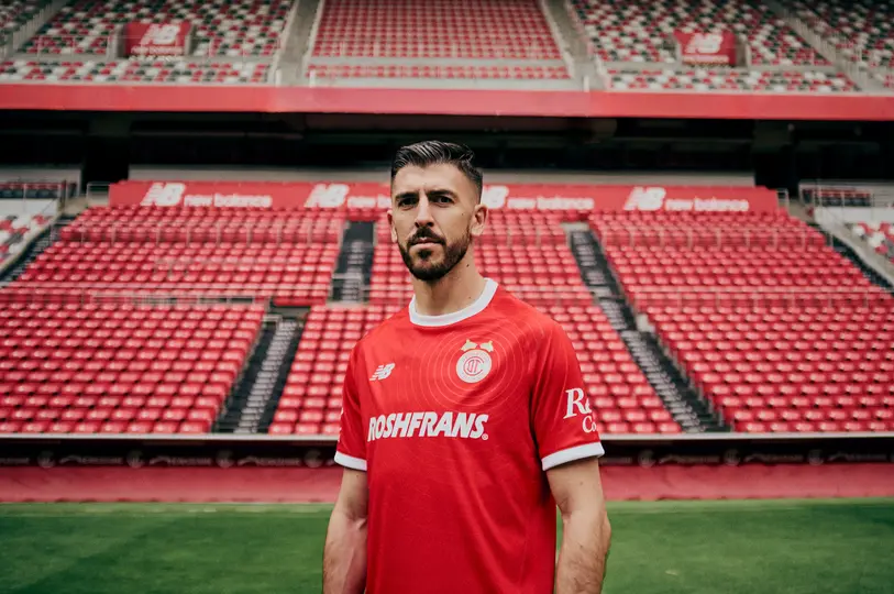 Paulinho con nuevo jersey de Toluca | ESPECIAL