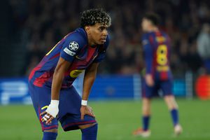 ¡Falla del año! Así fue el increíble error de Lamine Yamal ante Newcastle