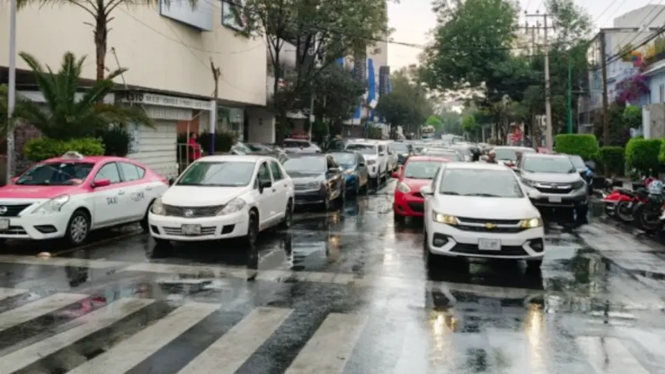 ¿Hay contingencia ambiental? Mejor checa el Hoy No Circula del miércoles 18 de marzo 2026