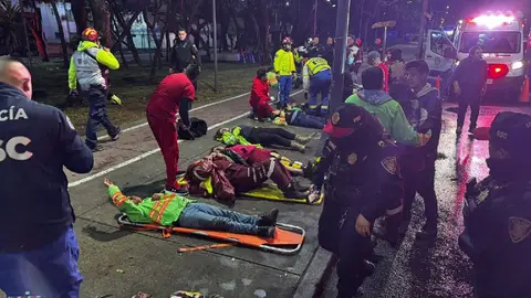 Accidente en Periférico Sur deja 12 trabajadores de limpia lesionados en CDMX