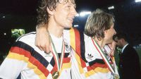 A 52 días del Mundial:  El uruguayo naturalizado mexicano, Edgardo Codesal, pitó la Final de Italia 1990 que se definió con polémico penalti