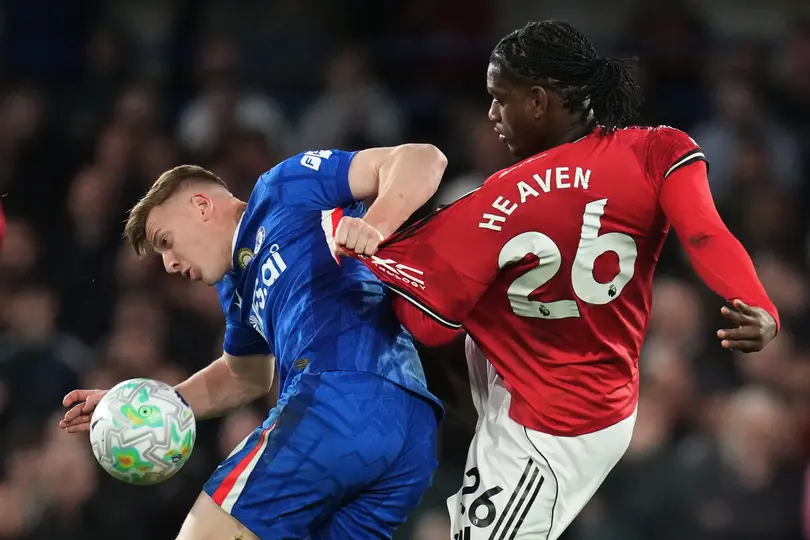 Liam Delap y Ayden Heaven en la Jornada 33 de la Premier League I AP