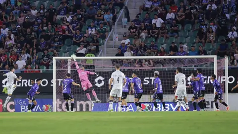Mazatlán contra Querétaro buscando conseguir el triunfo