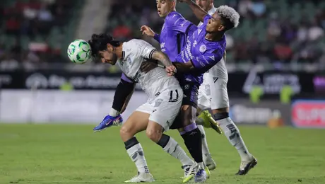 Mazatlán no puede ganar en casa: empata ante Querétaro en un duelo marcado por el VAR