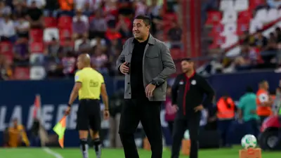 ¡Aura! Efraín Juárez guiñó a la cámara durante el duelo ante San Luis