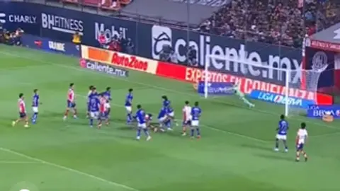 Atajada de Keylor Navas en el momento exacto l CAPTURA
