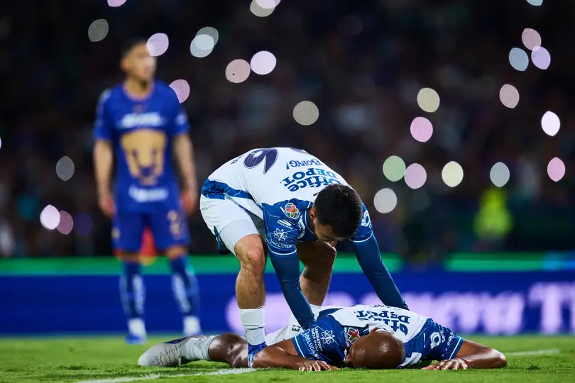 Salomón Rondón frustrado al final de Pumas contra Pachuca | MEXSPORT