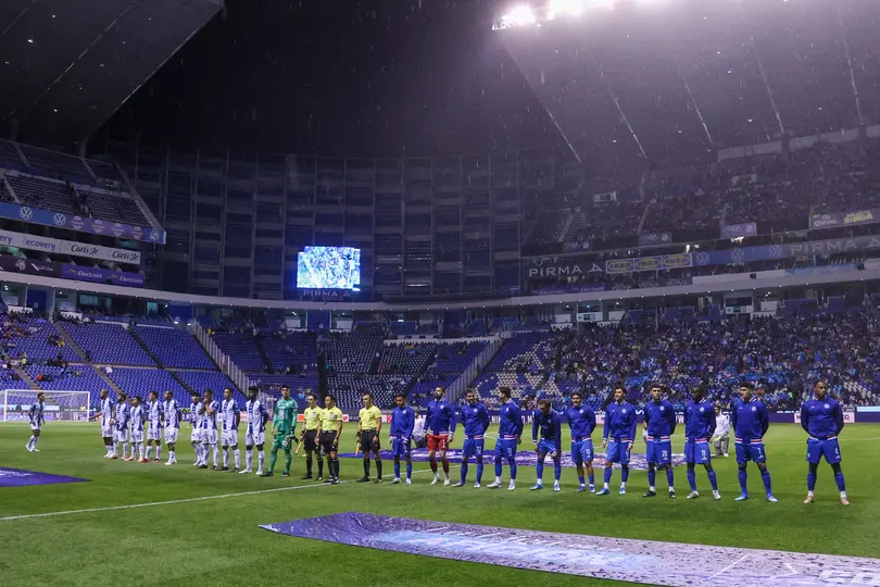Cruz Azul contra Pachuca en el Estadio Cuauhtémoc | IMAGO 7