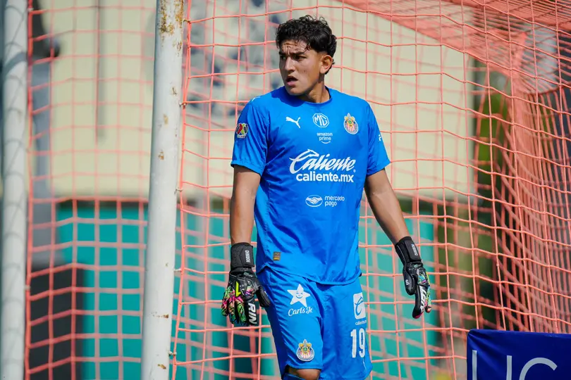 Ángel Romero, portero de Chivas | IMAGO7