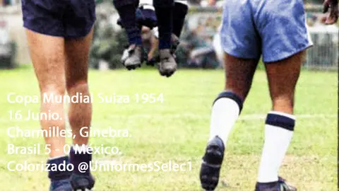 Jugadores de la Selección Mexicana en el partido ante Brasil en Suiza 1954 l X:UniformesSelec1