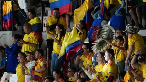 La afición de Colombia invadió la Ciudad de México para su debut en la Copa del Mundo | CARLOS PONCE