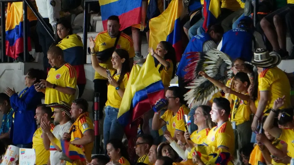 La afición de Colombia invadió la Ciudad de México para su debut en la Copa del Mundo | CARLOS PONCE