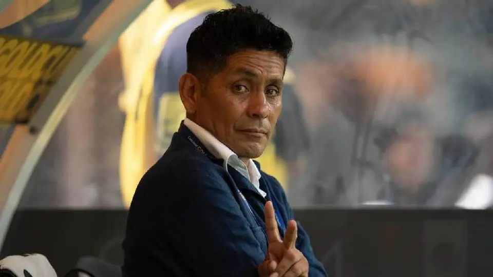 Jorge Campos en estadio | IMAGO7