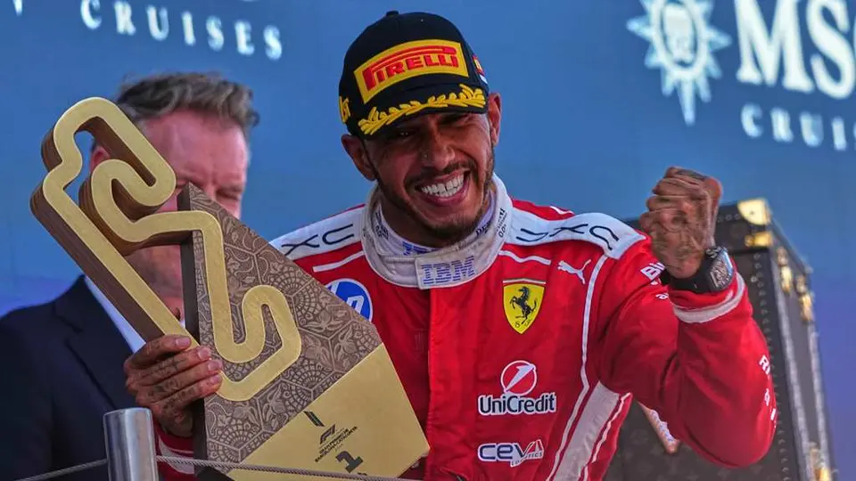 Lewis Hamilton celebra con Ferrari la victoria en el Gran Premio de Barcelona | AP