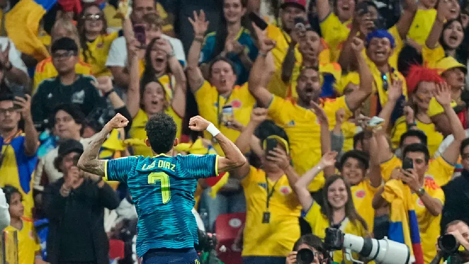 Los aficionados se quedaron con las ganas de estar dentro del Mundial 2026 / AP