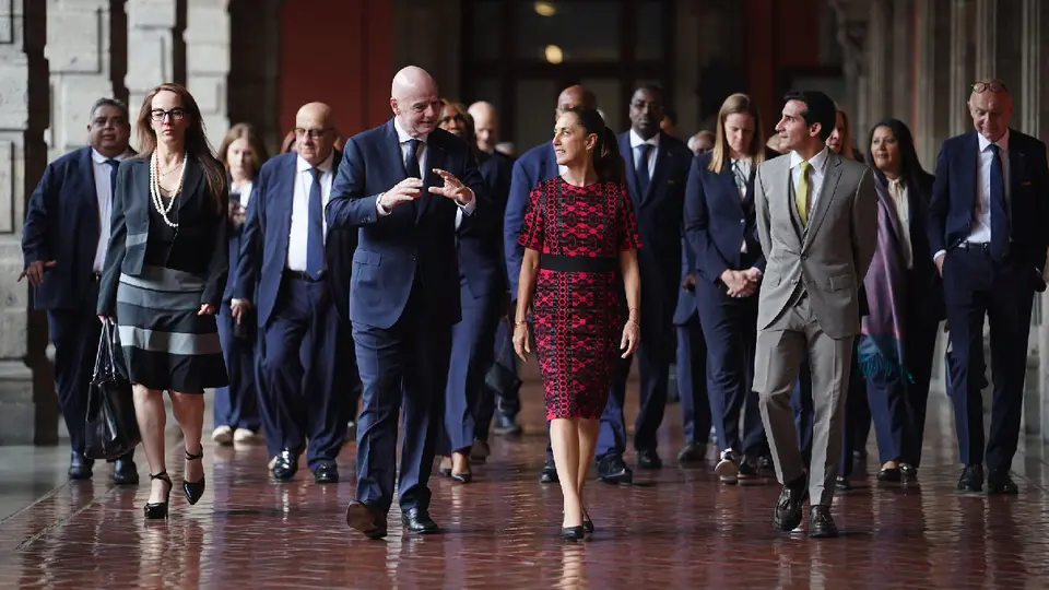 La presidenta expuso que cualquiera pueda rentar el Castillo de Chapultepec / Especial