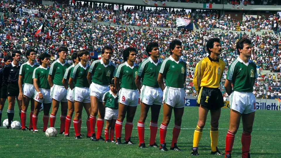 Jugadores de la Selección Mexicana previo a duelo ante Alemania en 1986 | MEXSPORT