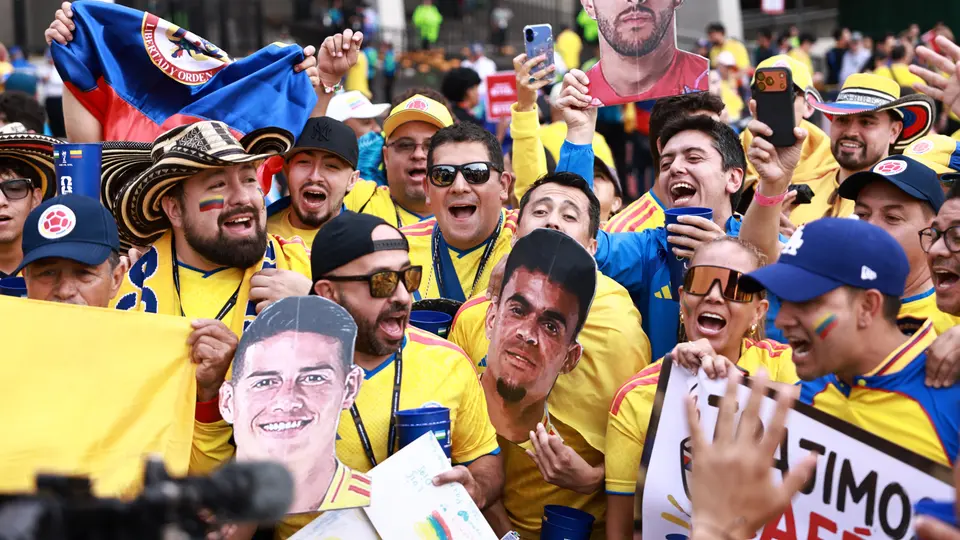 Afición de Colombia respondió al llamado de Néstor Lorenzo en el Azteca | MEXSPORT