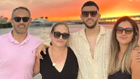 Camilo Vargas y su familia | IG:@carovargas_7