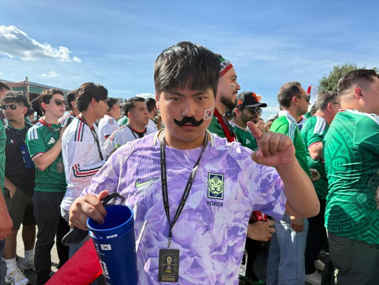 Afición coreana en Guadalajara previo al México vs Corea | ALFREDO OLIVAREZ