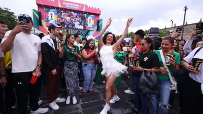 Fan Fest hace historia con Matrimonios Colectivos y más de 700 parejas