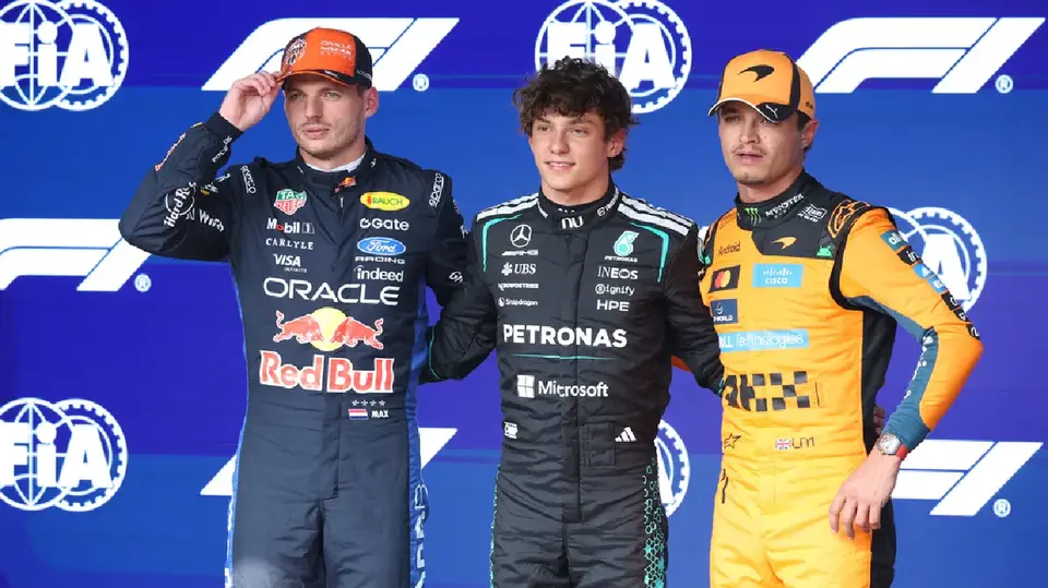 Max Verstappen, Kimi Antonelli y Lando Norris | AP
