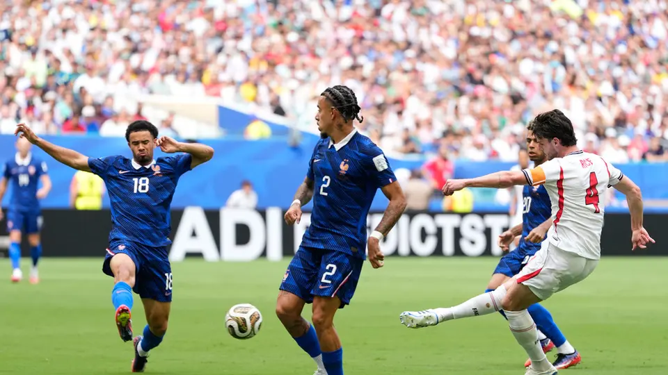La definición de Declan Rice ante Francia | AP