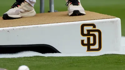 Exjugador venezolano de los San Diego Padres fue detenido por ICE
