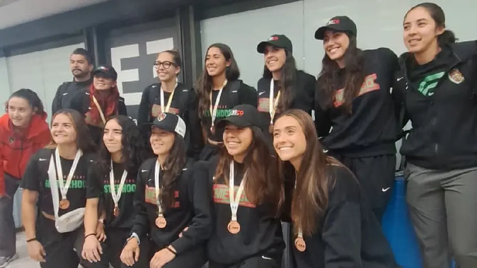 ¡Como campeonas! Selecciones mexicanas de flag football regresan a casa tras conquistar el bronce en damas