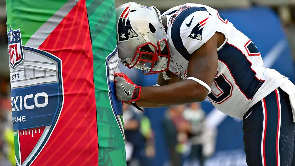 Dion Lewis de los New England Patriots en el partido de la NFL México 2017 | IMAGO 7