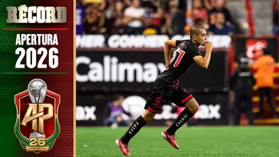 ¡Día histórico! Se cumplen dos años del debut de Gilberto Mora con Xolos