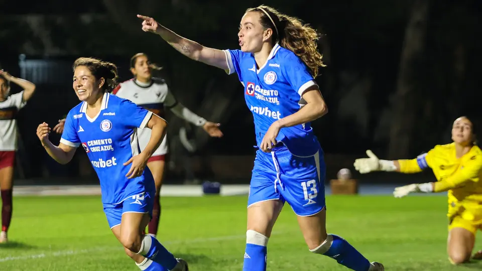 Cruz Azul anuncia posibles acciones legales ante críticas contra su equipo femenil