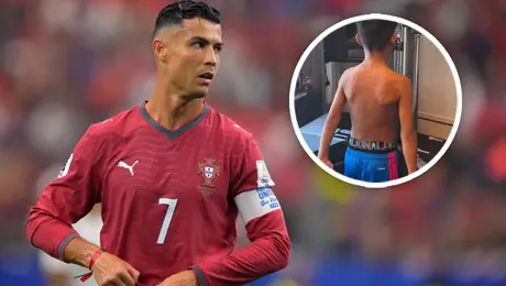 Así entrena Mateo Ronaldo, hijo de Cristiano Ronaldo, en el gimnasio de su casa