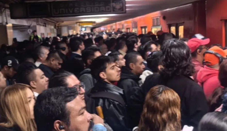 Retrasos en la L3 del Metro por fallas mecánicas / Redes Sociales