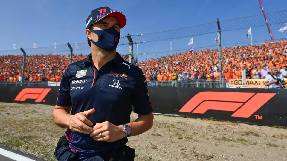 Checo Pérez con Red Bull en el Circuito de Zandvoort 2021 | RED BULL