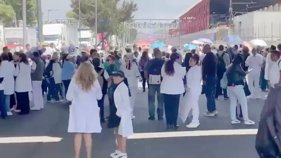 ¿Por qué hay bloqueos en Edomex? Trabajadores de Salud se manifestaron en varios puntos